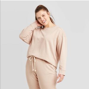 Universal Thread pink crewneck sweatshirt